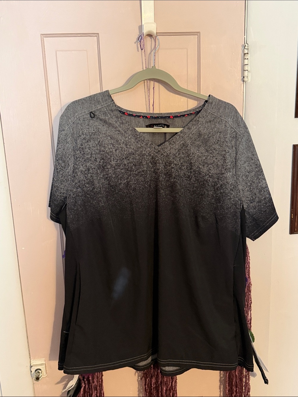 V-Neck Ombre Short Sleeve Top - Black/Gray. koi basics 2x tall